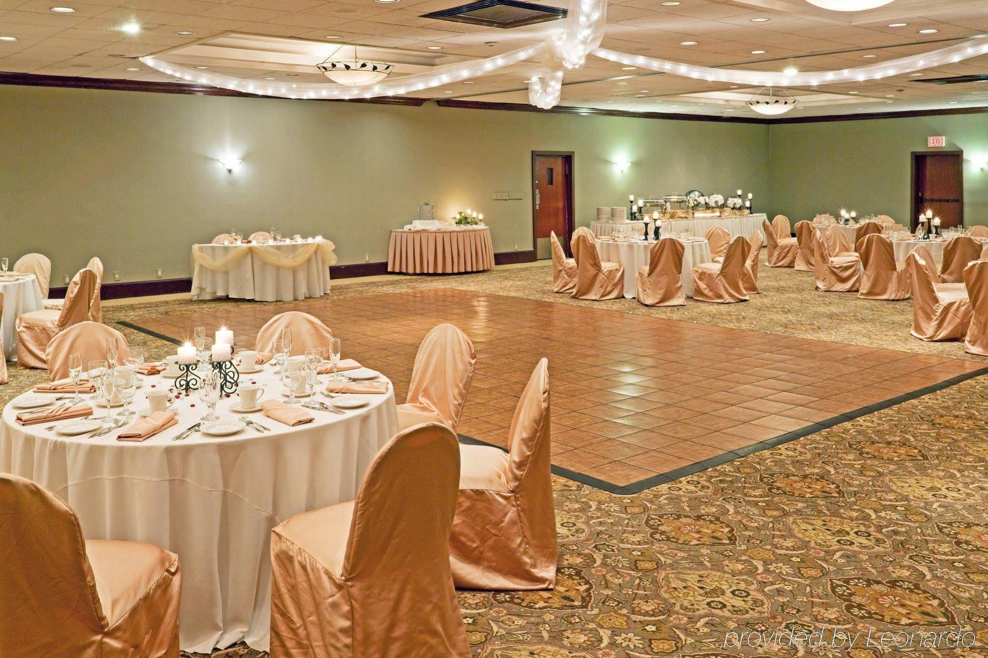 Quality Inn Oneonta Cooperstown Area Restaurant bilde